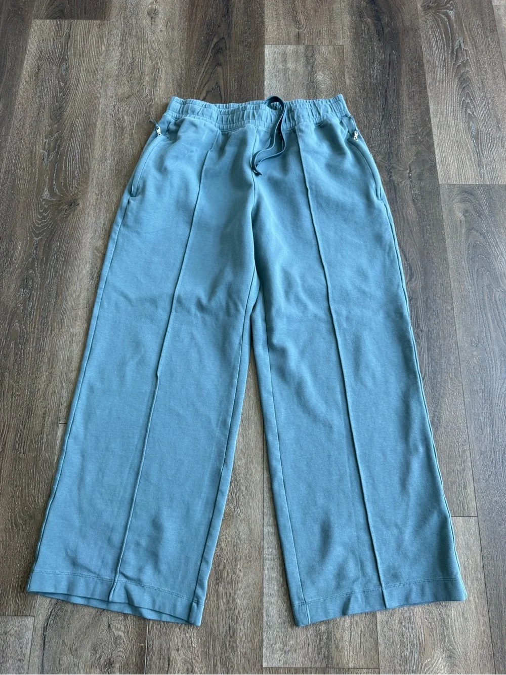 Old Navy Wide Leg Drawstring Sweatpants in Dusty Teal Size Large